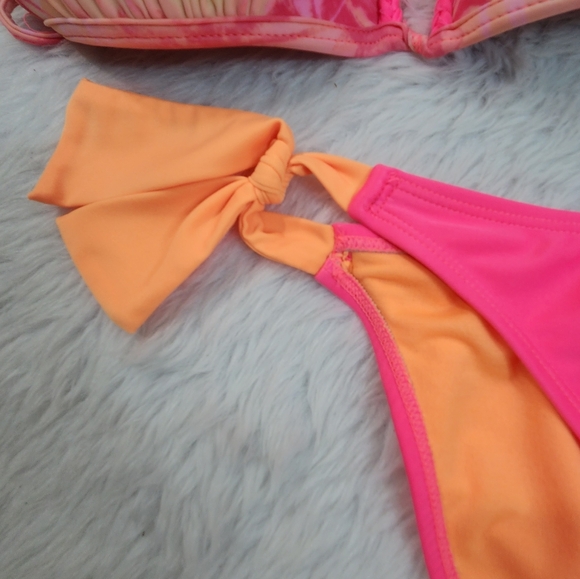 SO Bright String Bikini - Picture 3 of 15